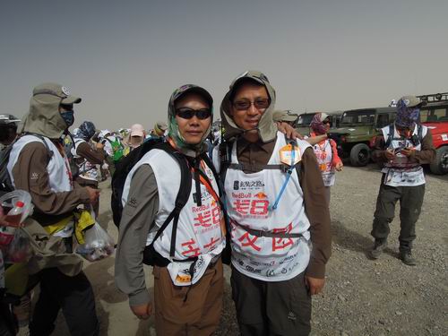 我司總經理向聯合參加第八屆“玄奘之路”商學院戈壁挑戰賽